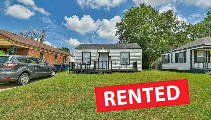 2125 NE 15th St, Oklahoma City, OK 73117 (2 beds, 2 baths, 1,008 sqft)