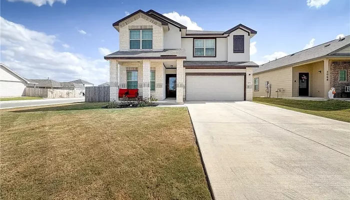 2072 Adeline Way, New Braunfels, TX 78130 (5 beds, 4 baths, 3,400 sqft)